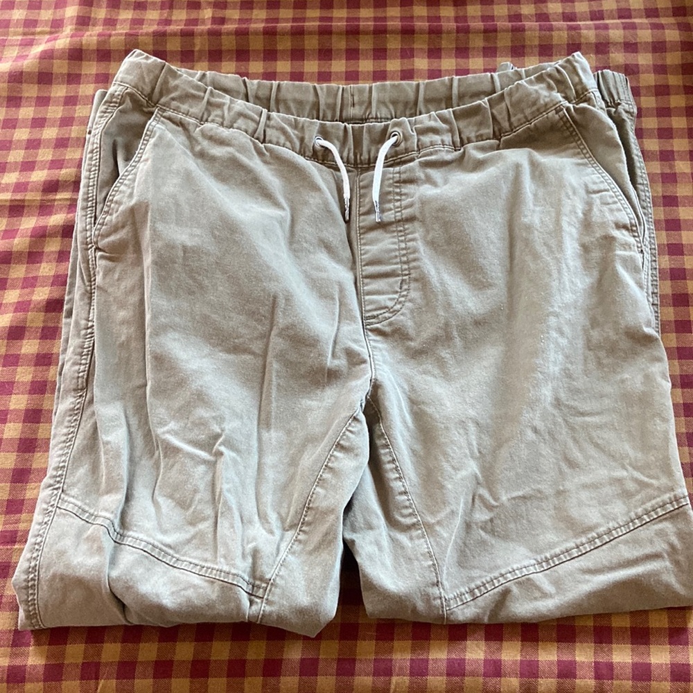 Divided H&M Chino Joggers